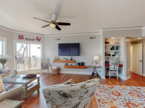 5206 Hampton Place Villa