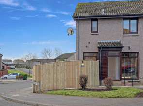 Lovely 1-bed House in Dunfermline