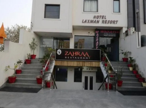 Hotel Laxman Resort
