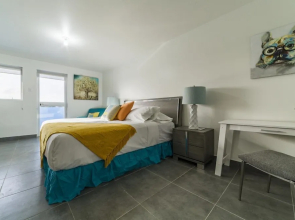 Turibana Plaza Suite 8