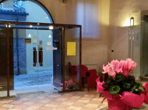 Venetian Hostel