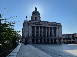 Central Nottingham Gem - Luxurious 2-bed Apartment