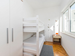 Apartment and Rooms Franka