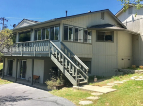 Black Oak Manor