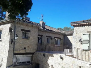 Aux charmes de grasse