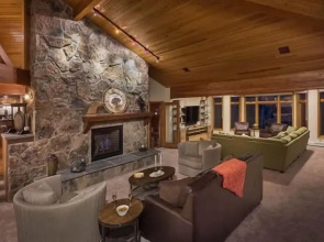 Trails Edge Lodge