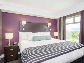 Sandman Signature Kamloops Hotel