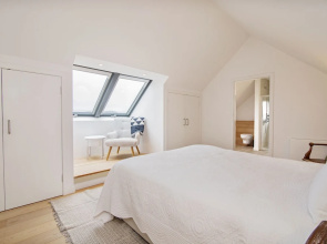 Solas, Ormiscaig, Luxury Coastal Retreat