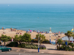 Pearl and Pebbles Hotel