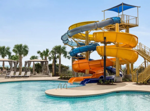 Oceanview Condo With Amenities, 703 Royale Palms 2 Bedroom Condo