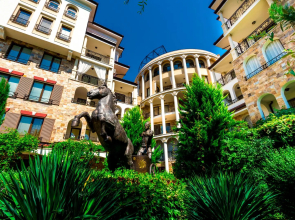 Esteban VIP Residence Club