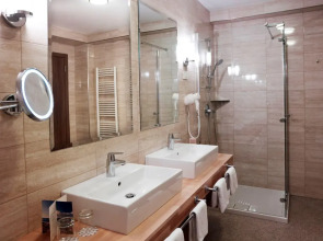 Hotel Neptun – Lifeclass Hotels & Spa, Portorož