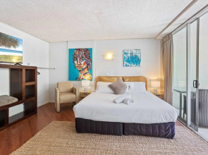 Hi Ho Beach Apartments