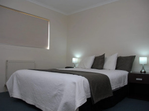 Summit Ridge Alpine Lodge