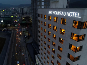 Geoje Art Nouveau Suite Hotel
