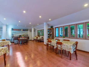 Panda Hotel（Patong Beach）