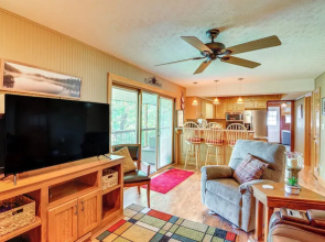 4 Mi to Cumberland River: Cabin w/ Deck & Fire Pit