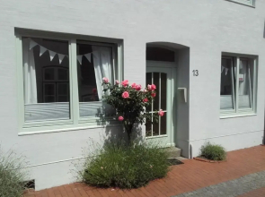 Holiday Apartment Sparrow's Nest