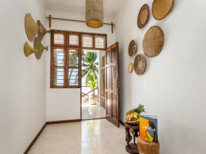 Kima Serviced Beach House & Suites