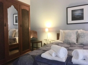 Sutton Spring Art Retreats