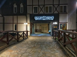 Apartman 33 Kraljevi Čardaci