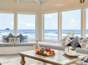 Sanctuary by the Sea by Avantstay Waterfront + Views