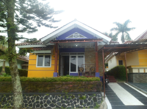 Villa Kota Bunga Cosmos