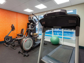 La Quinta Inn & Suites by Wyndham Columbus West - Hilliard