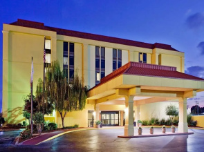 La Quinta Inn Ste Memphis Apt Graceland