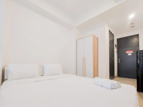 Modern Look Studio Room Collins Boulevard Apartment