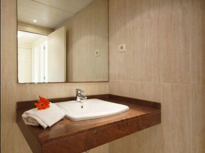 Ciutadella Park Apartments