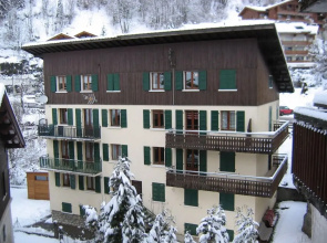 GENTIANES 8p La Clusaz skis aux pieds