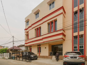 RedDoorz Syariah near Palembang Square Mall 3