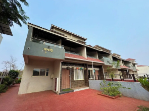 Hotel Sadhana Executive