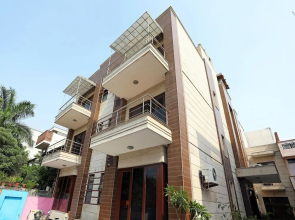 OYO 641 Grand Place