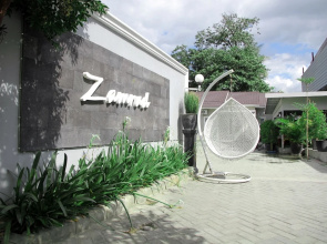 Zamrud Hotel by OYO Rooms