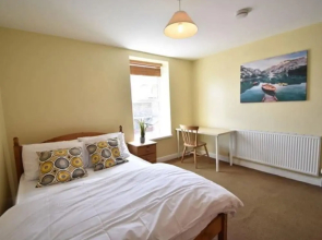 Relaxing Holiday Home in Sheffield near Botanical Garden