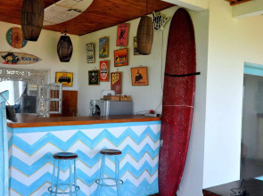 Dikaloha Medewi Surfcamp