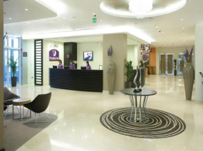 Premier Inn Abu Dhabi Airport (Business Park)
