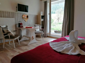 Haus Holunder Weissbriach