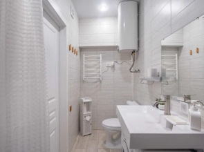 Метры в центре на Греческом проспекте 17