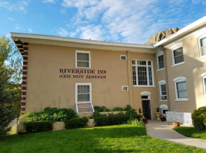 Riverside Hot Springs Inn & Spa - Adults Only