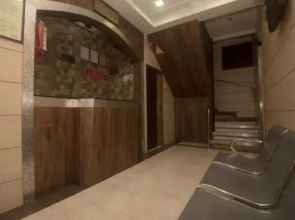 OYO 22625 Hotel Kuber