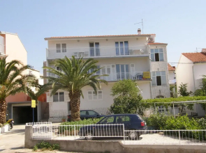 Apartments Ljubo