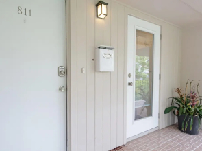 Olde Naples Condo #811