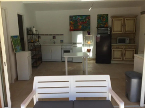 Agréable Maison de Vacances avec Piscine Privée, située à Robion au cœur du Luberon, avec une jolie vue, 8 personnes, LS2-293 PASCO