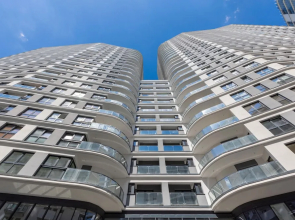 Kasprzaka Modern Apartment by Renters
