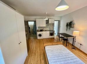 Iris D6 -Central Suites Perikleous 53