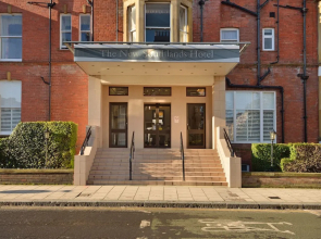 Bay New Southlands Hotel