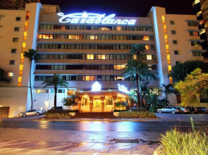 Casablanca by MiaVac